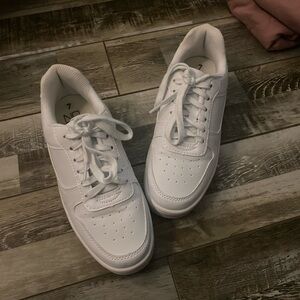 white basic shoes